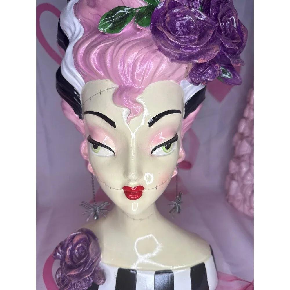 Viral 18” Bella Lux Retro Pink Frankenstein Bride Statue Bust